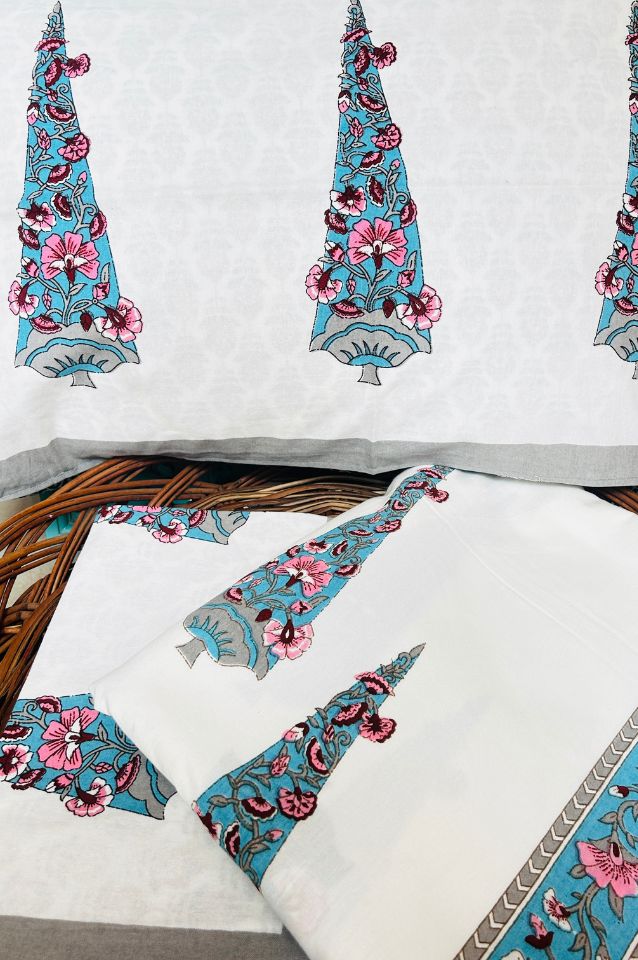 Cotton Printed King Size Bedsheet with 2 Pillow Covers ( BS25004)