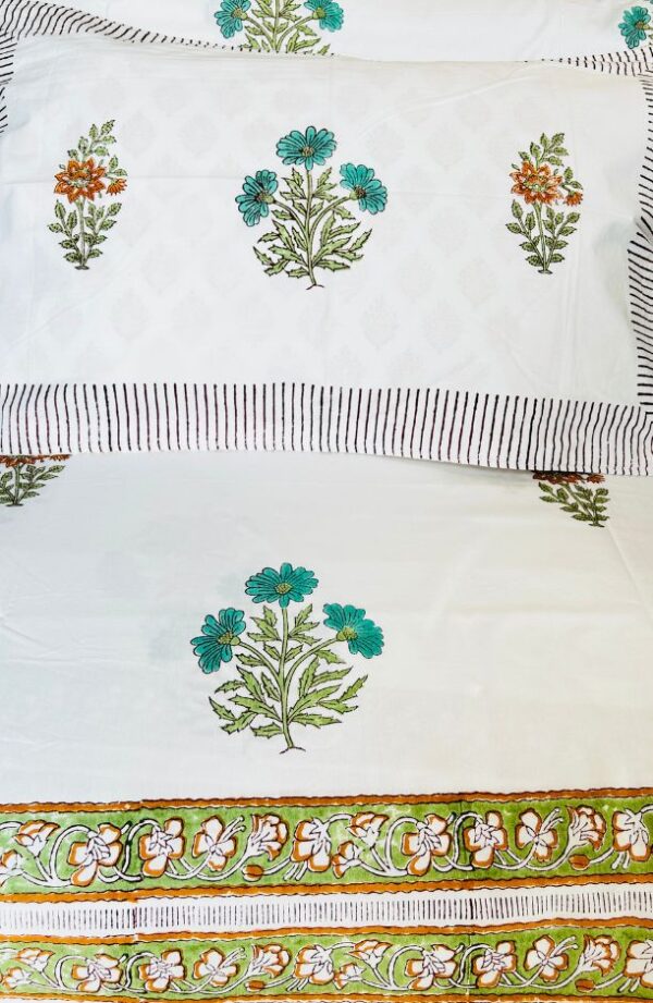 Whispers of Tradition – Handblock Cotton Bedsheet (108" x 112")