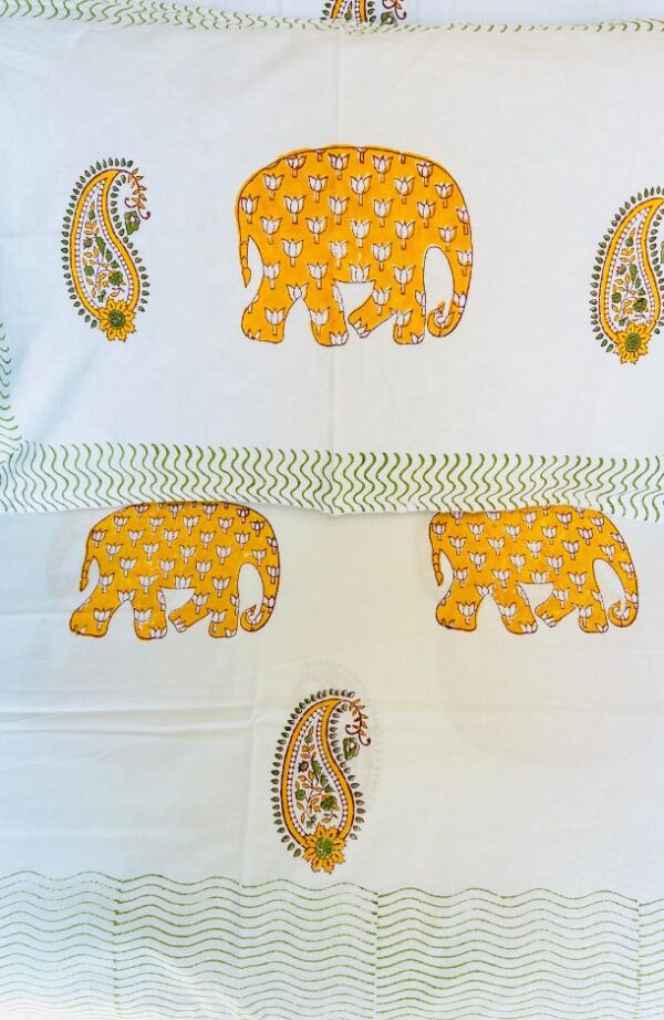 Whispers of Tradition – Handblock Cotton Bedsheet (108" x 112")