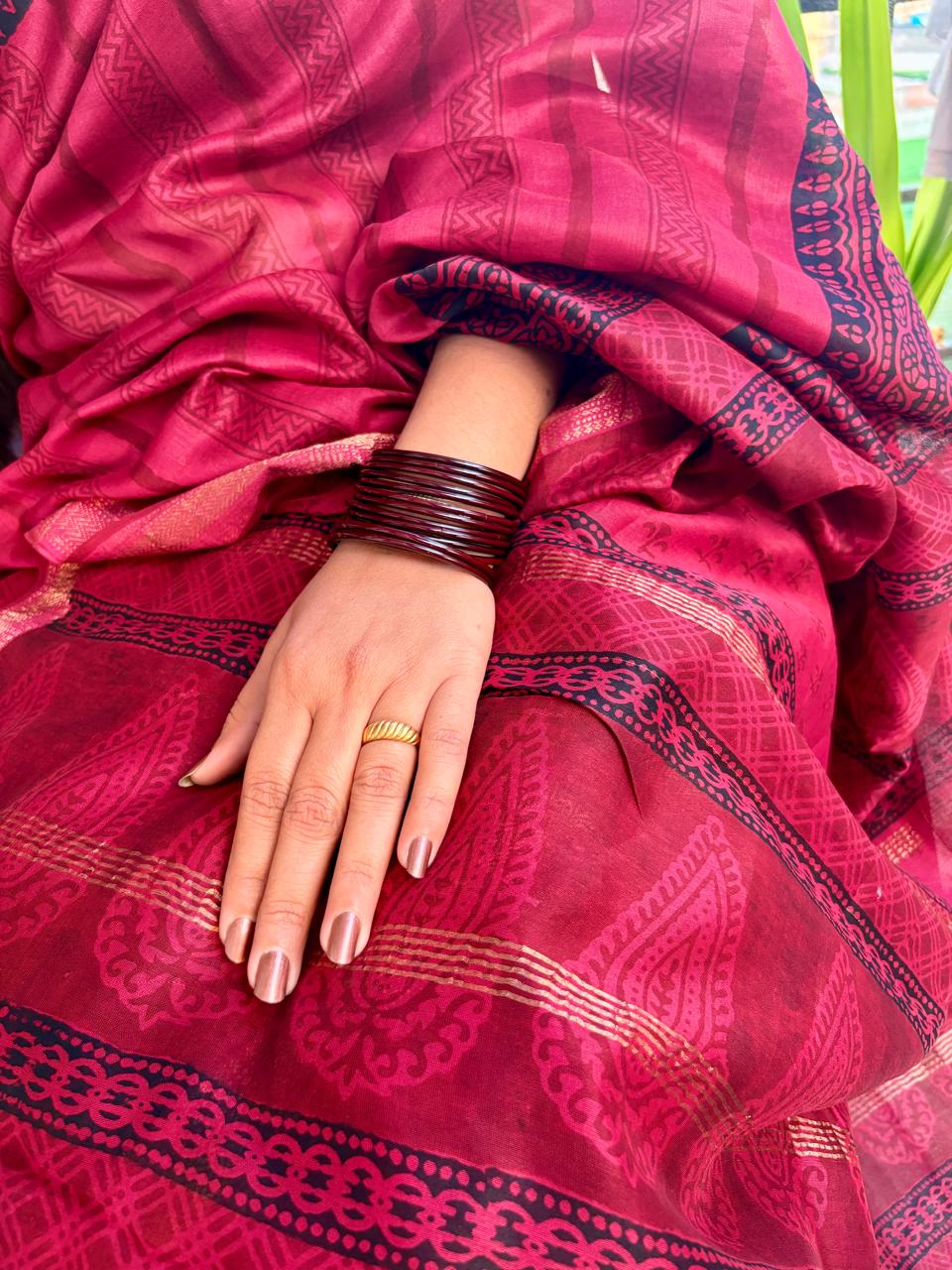 Maheshwari Silk Saree with Zari Border  ( MSS2602 )