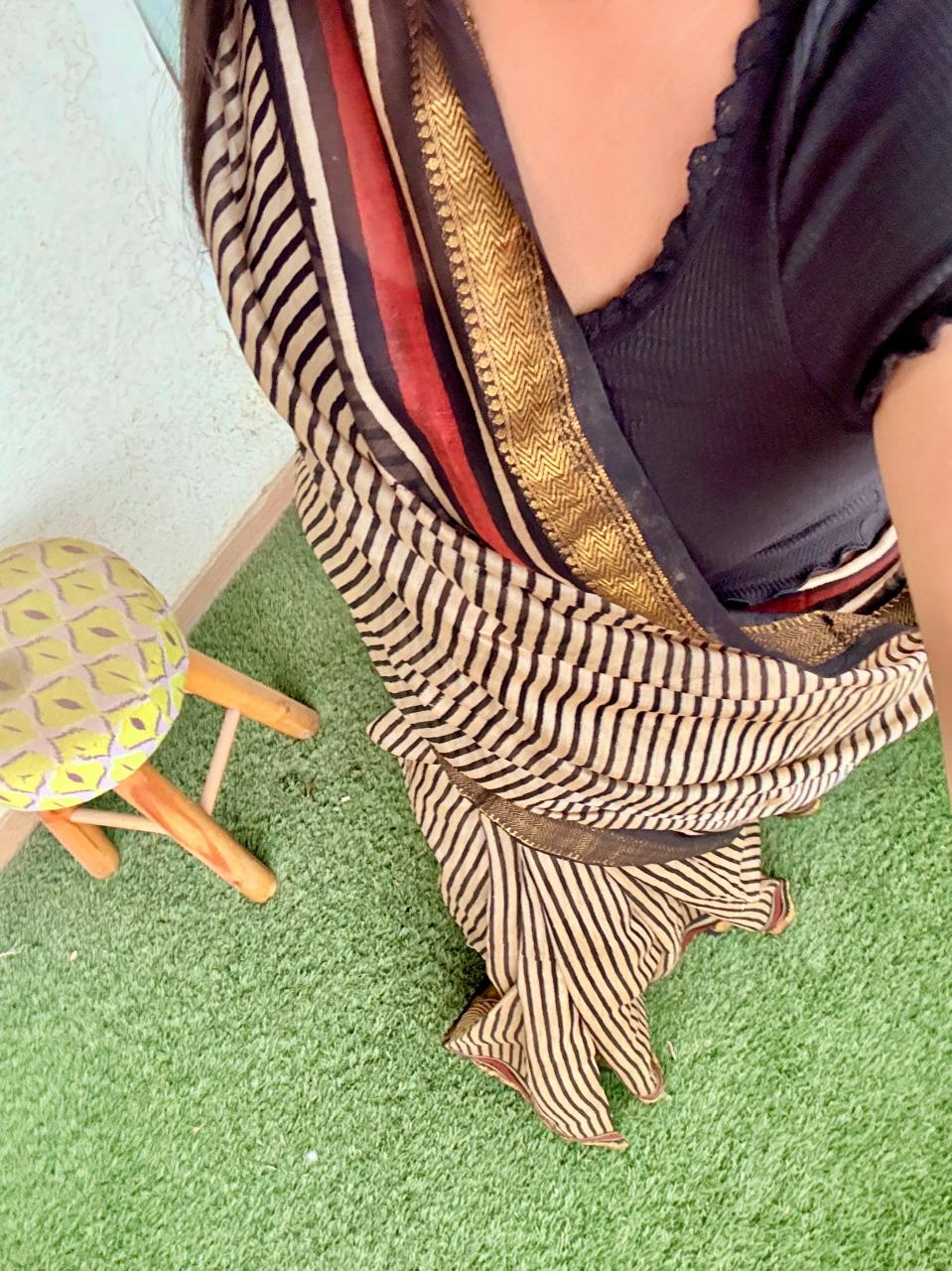 WhatsApp Image 2026-03-31 at 7.56.02 PM (2) Maheshwari Silk Saree with Zari Border ( MSS2603)