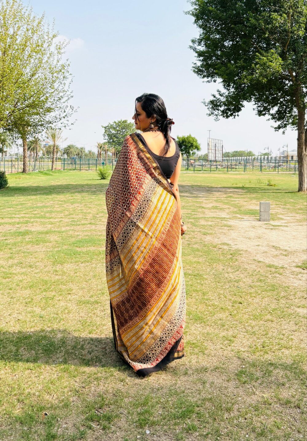 Maheshwari Silk Saree with Zari Border  ( MSS2606)