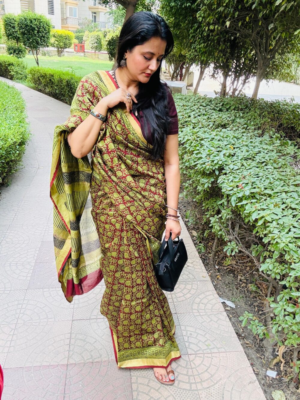 Maheshwari Silk Saree with Zari Border  ( MSS2605)