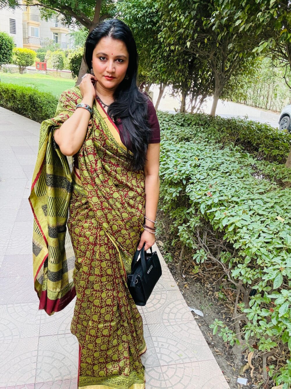 Maheshwari Silk Saree with Zari Border  ( MSS2605)