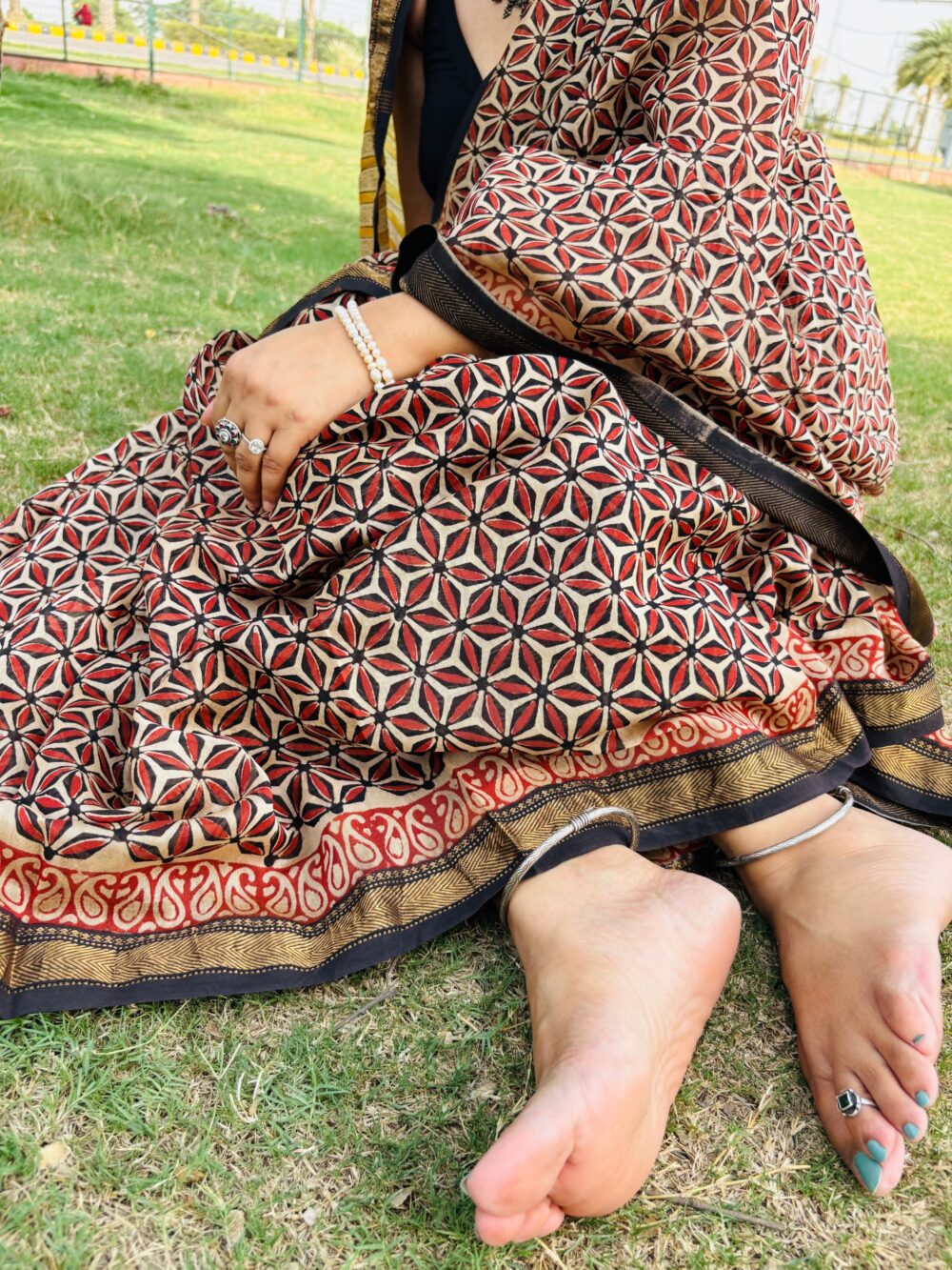 Maheshwari Silk Saree with Zari Border  ( MSS2606)