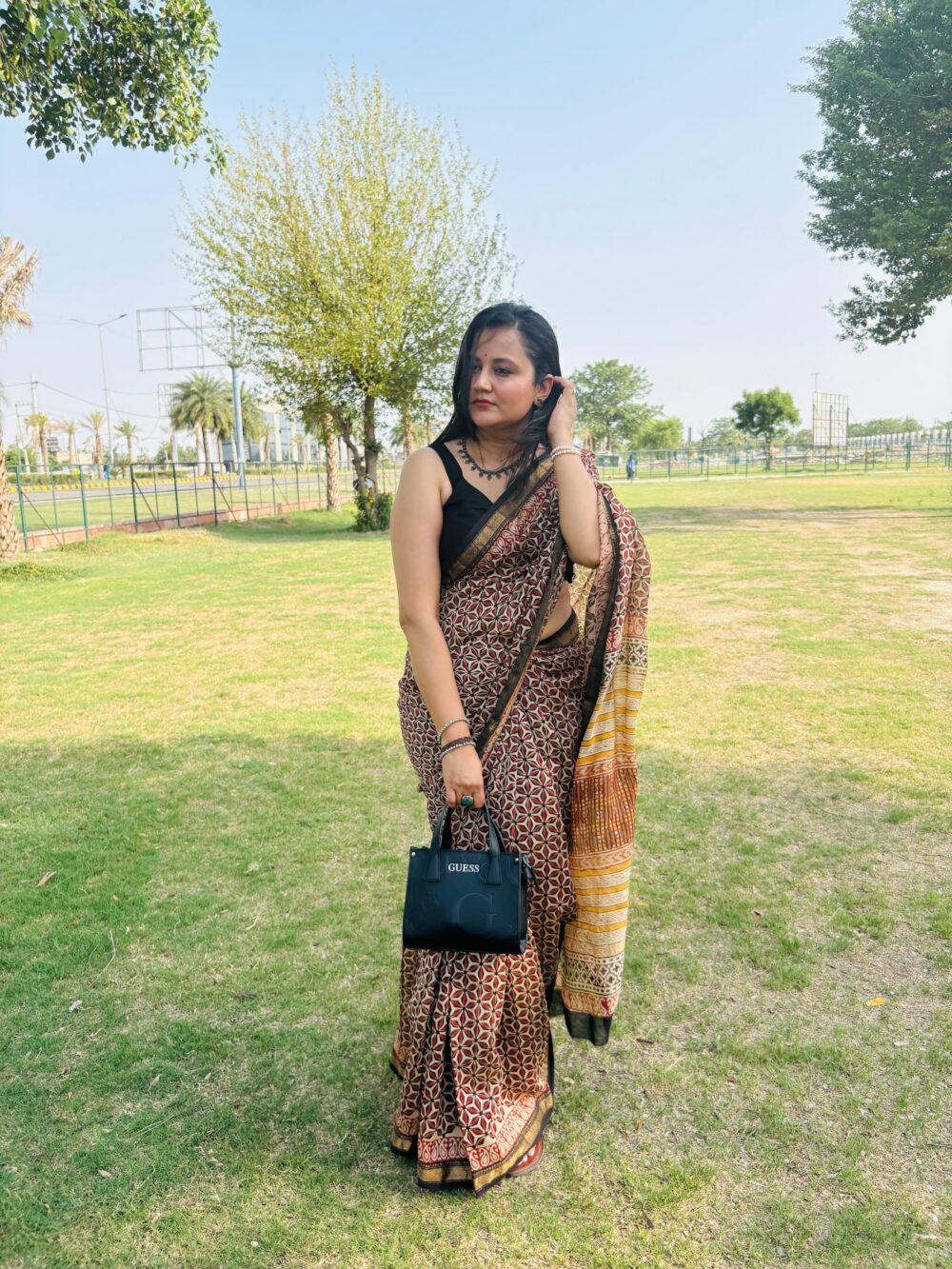 Maheshwari Silk Saree with Zari Border  ( MSS2606)
