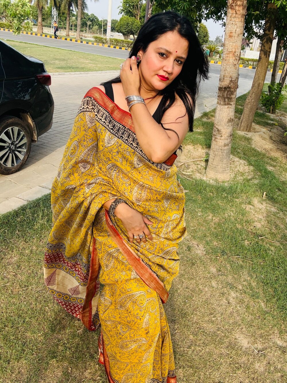 Maheshwari Silk Saree with Zari Border  ( MSS2607)