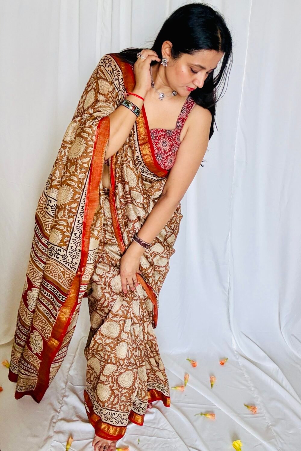 Maheshwari Silk Saree with Zari Border  ( MSS2610)