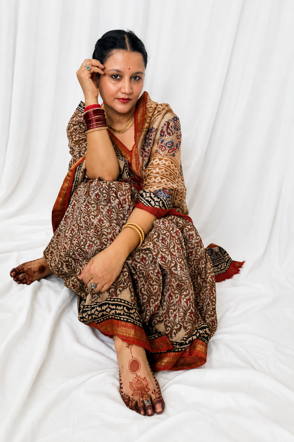 2026/08/375799-1.png Maheshwari Silk Saree with Zari Border ( MSS2612)