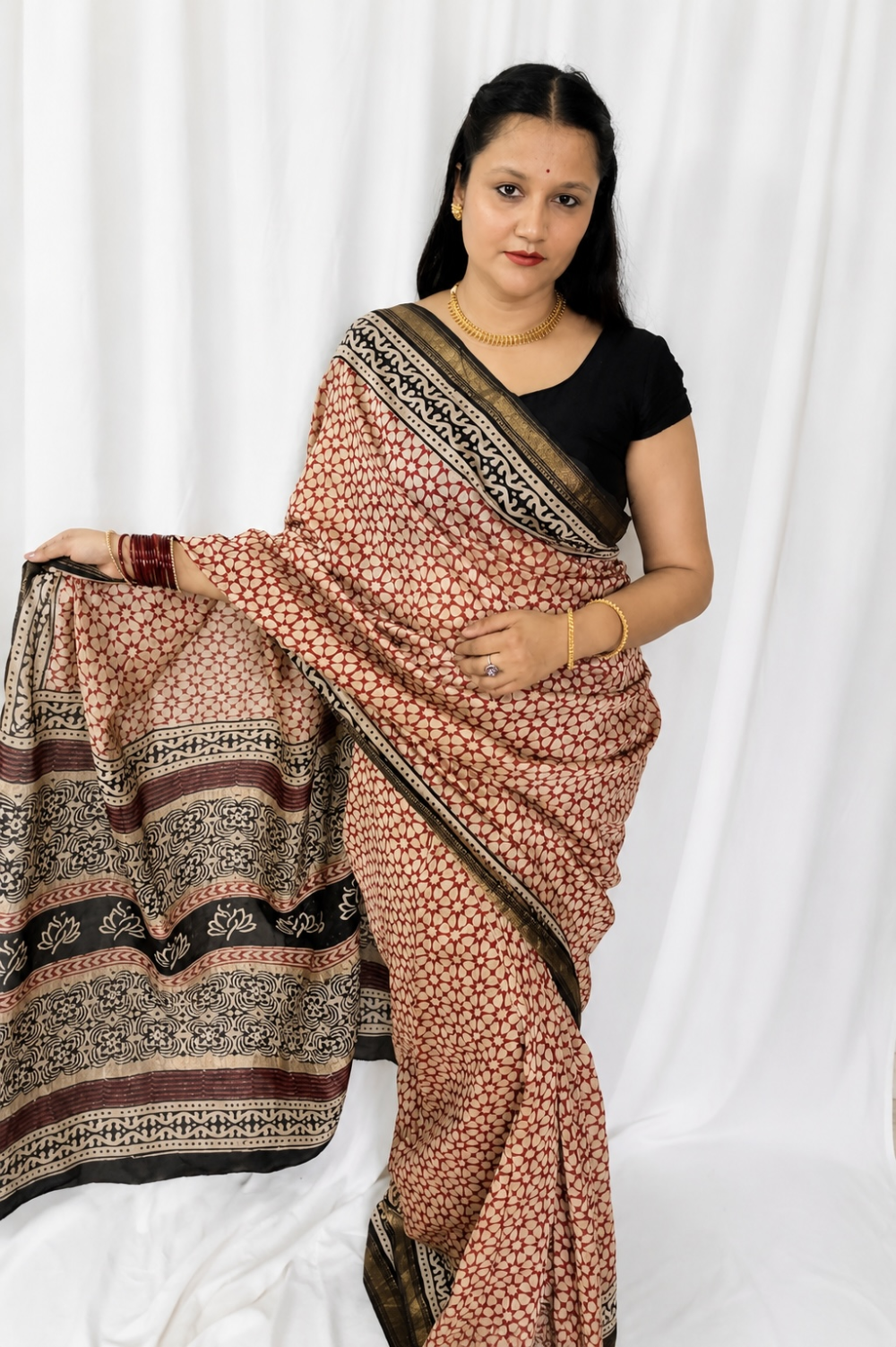 Maheshwari Silk Saree with Zari Border  ( MSS2613)