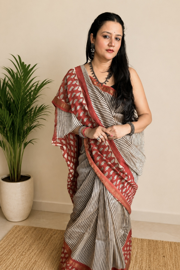 Maheshwari Silk Saree with Zari Border  ( MSS2615)