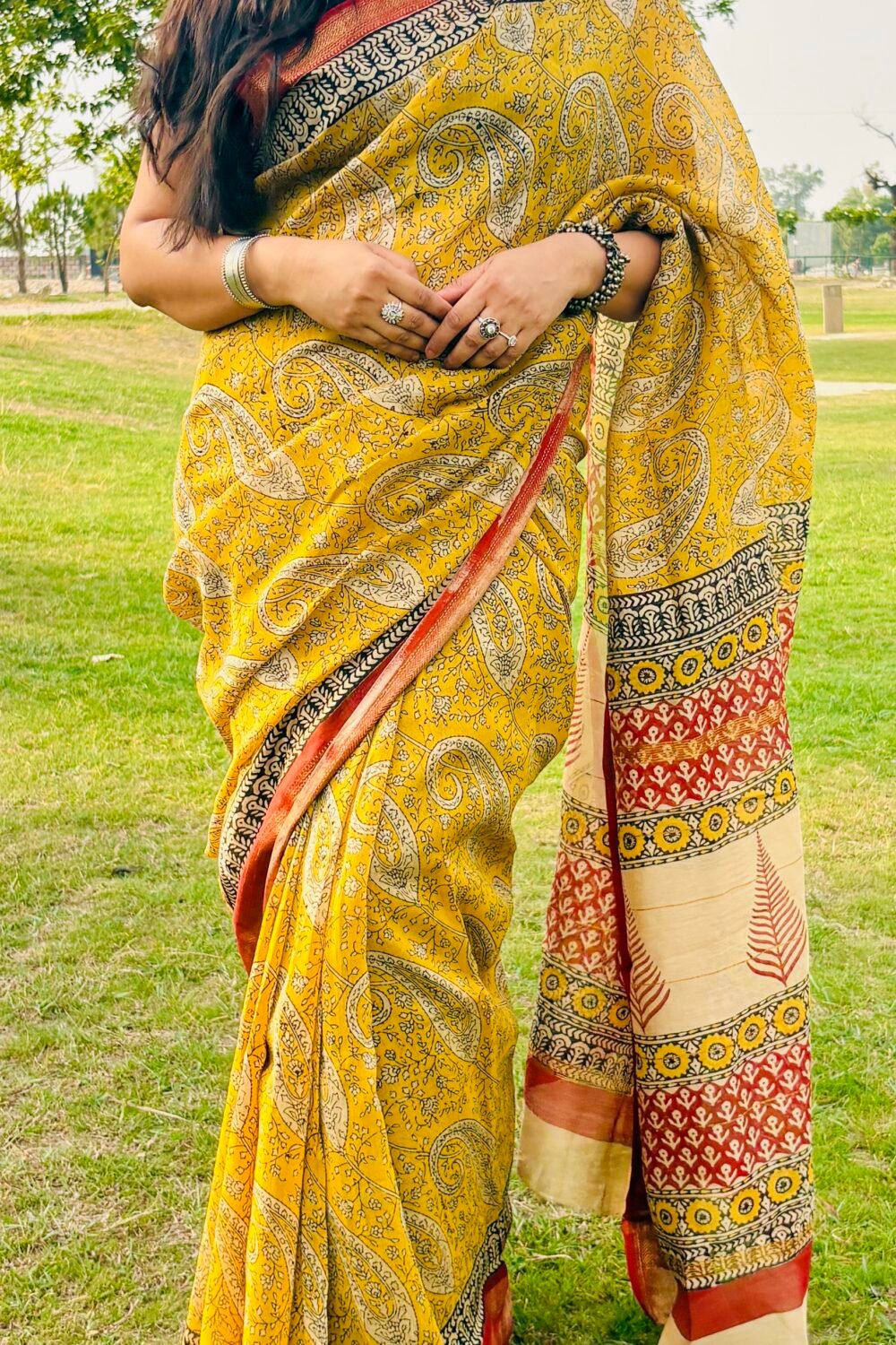 Maheshwari Silk Saree with Zari Border  ( MSS2607)