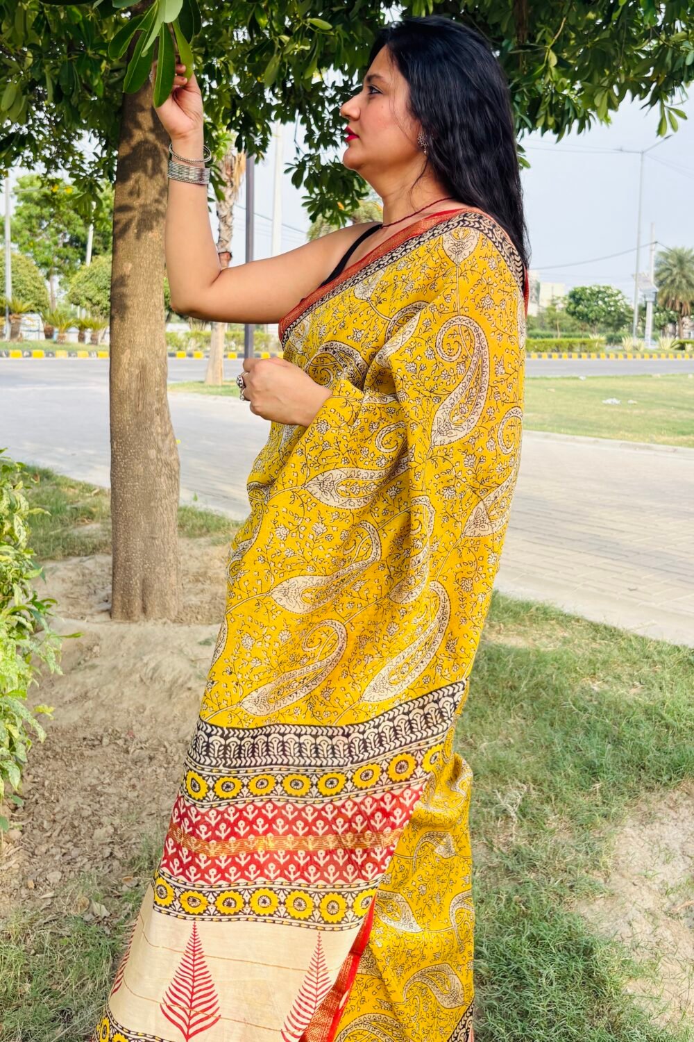 Maheshwari Silk Saree with Zari Border  ( MSS2607)