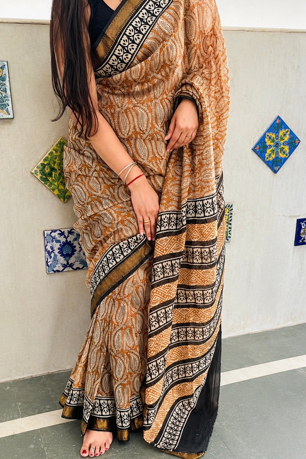 IMG_4436 Maheshwari Silk Saree with Zari Border ( MSS2604)