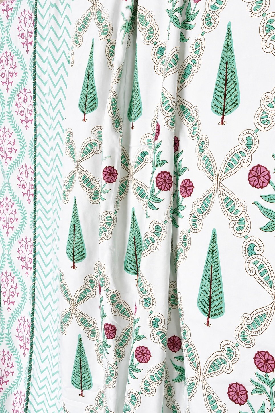 IMG_6688 Ehsaas - Reversible mul cotton dohar double(DMC2604)