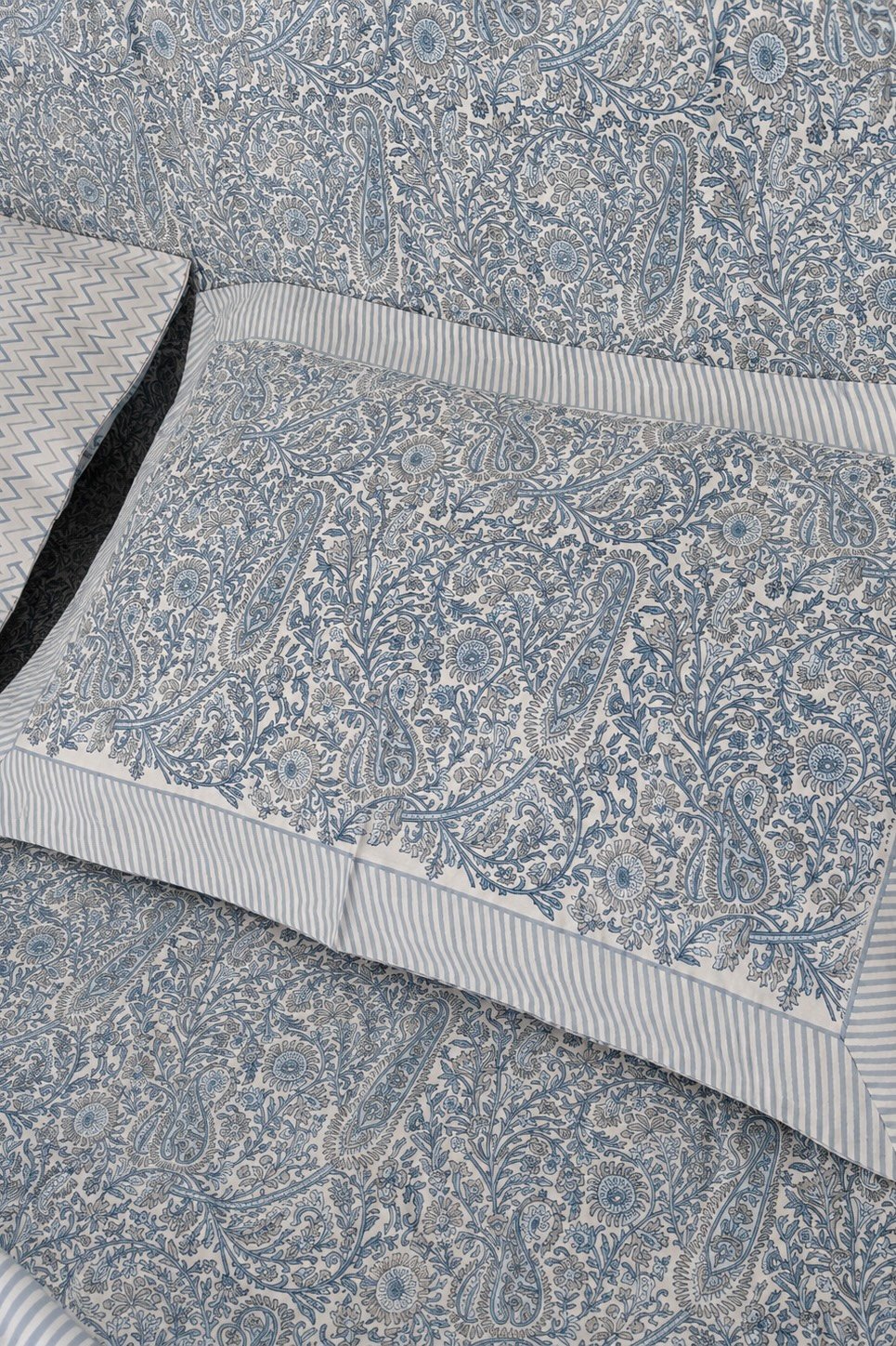 IMG_6682 The Gulmohar Collection Premium Cotton Bedsheet (BS25020)